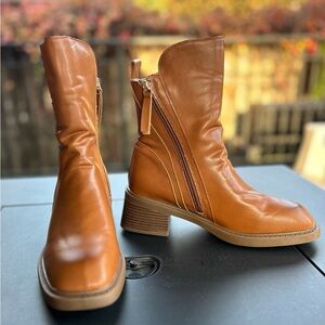Camel ankle boots size 8 (euro 39)